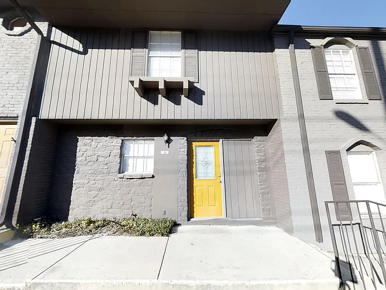 Verano at the Heights Apartments — Photo 46