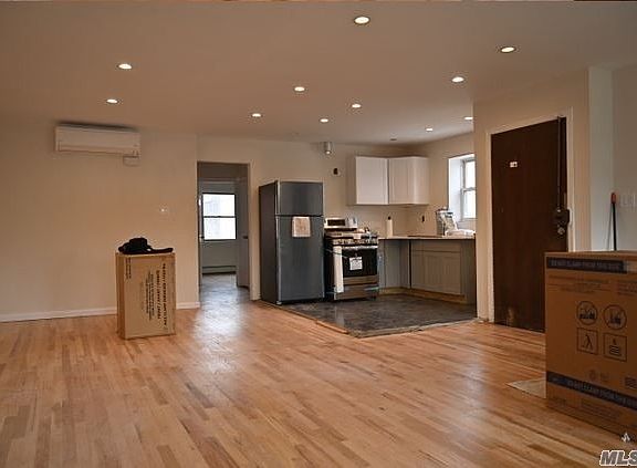 2nd image of 3021 Francis Lewis Blvd