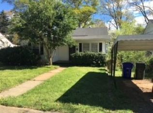 8 Hawthorne Ln, Greenville, SC 29605