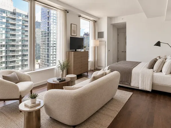 515 W 36th St, New York, NY