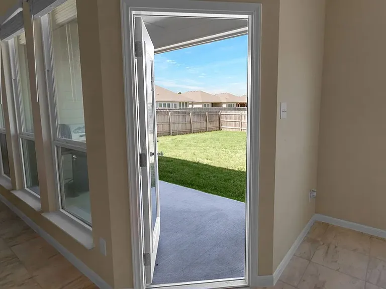 623 Rivington Dr — Photo 13