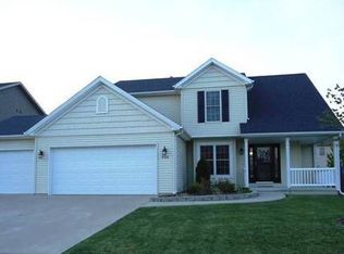 806 Dresser Dr, Normal, IL 61761