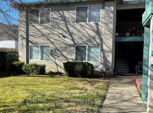 232 Mason St APT 8, Ukiah, CA 95482