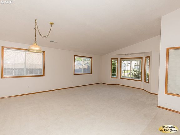 5th image of 16521 NE 80th St