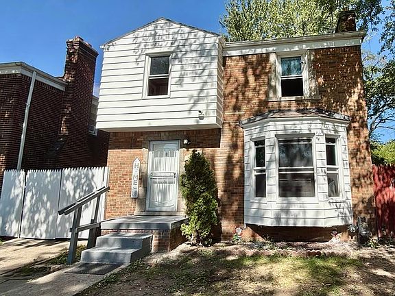 2nd image of 13135 Kilbourne St