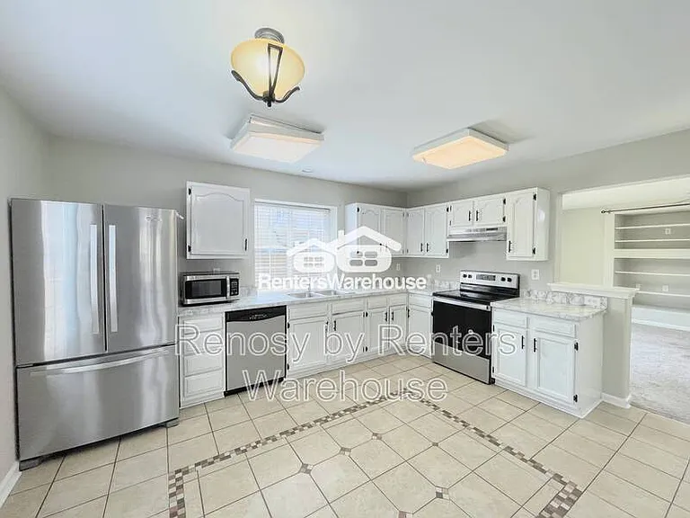 617 Lord Nelson Ct — Photo 10