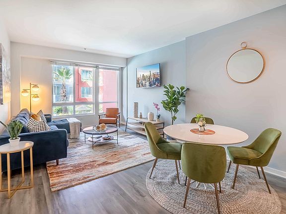 5th image of 138 N Beaudry Ave #8777301