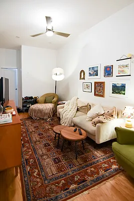 Rented by The Agency | media 17