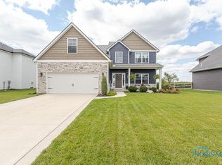 5535 Harris Hawk Ln, Sylvania, OH 43560