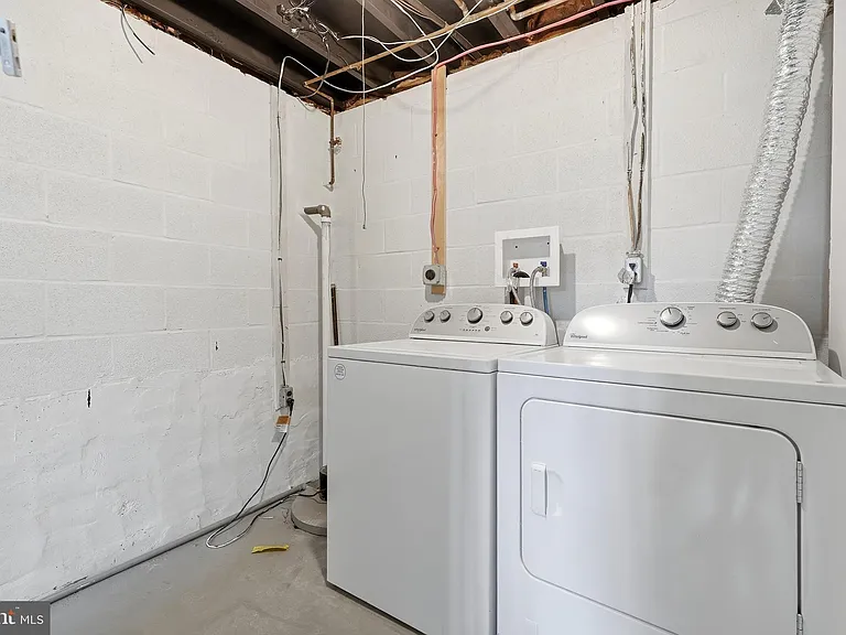 6741 Kincheloe Ave — Photo 36