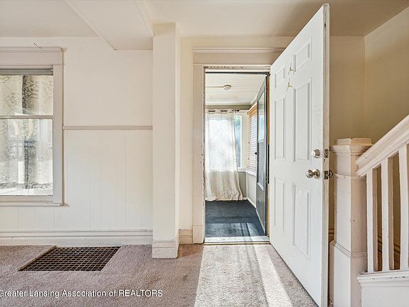 5th image of 226 S Hayford Ave