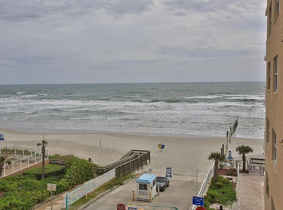 5th image of 3801 S Atlantic Ave Unit 301