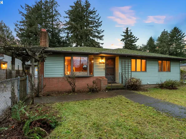 2245 SE 77th Ave, Portland, OR 97215