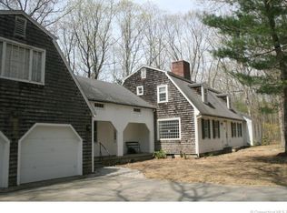 25 Sawmill Brook Ln, Mansfield, CT 06250