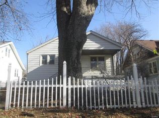 27 Farthing Ln, Belleville, IL 62223