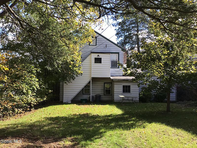 3rd image of 1339 3rd Avenue