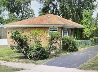 332 E Quincy St, Riverside, IL 60546