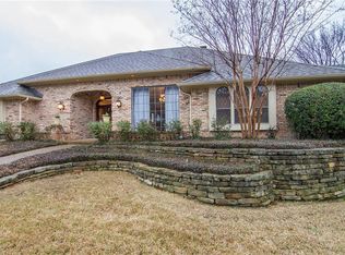 9422 Hillview Dr, Dallas, TX 75231