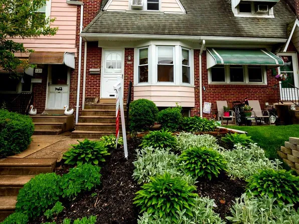 125 N Cedar Ln, Upper Darby, PA 19082