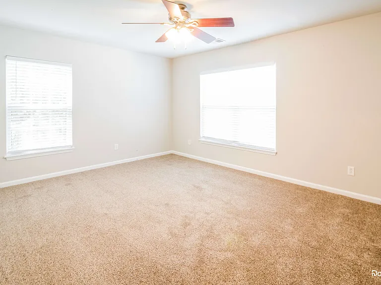 214 Breckingridge Dr — Photo 11