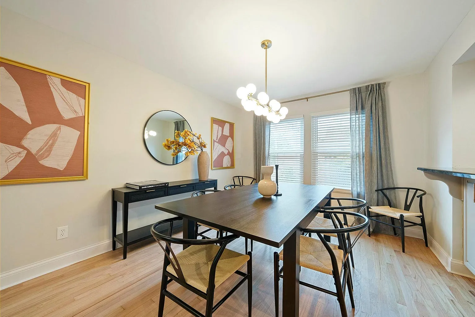 4 bed, 1800 sqft, $4,750 — Photo 4