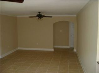 8730 Curran Rd, New Orleans, LA 70127