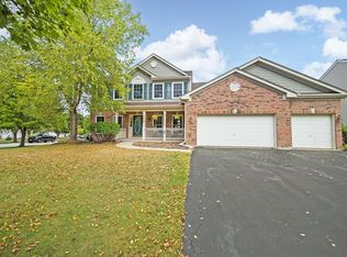 1465 Schoenherr Ave, Bolingbrook, IL 60490