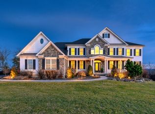 19 Donna Dr, Raritan Twp., NJ 08822