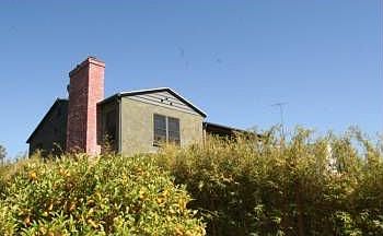 1st image of 5300 Dahlia Dr