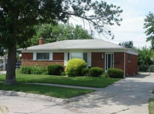 12917 Jan Dr, Warren, MI