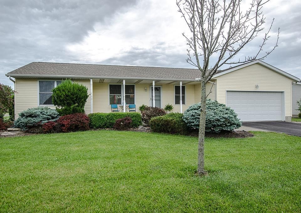 1st image of 313 S Deerwood Ct
