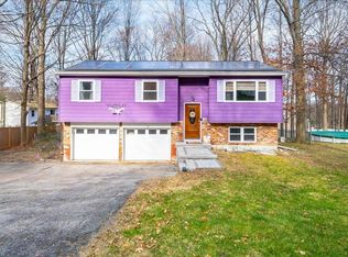 19 Willow Rd, Beacon, NY 12508