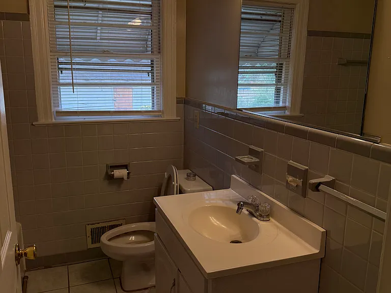 208 Ridgewood Dr — Photo 5