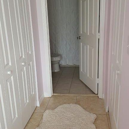 5th image of 500 Crestwood Ct N APT 517