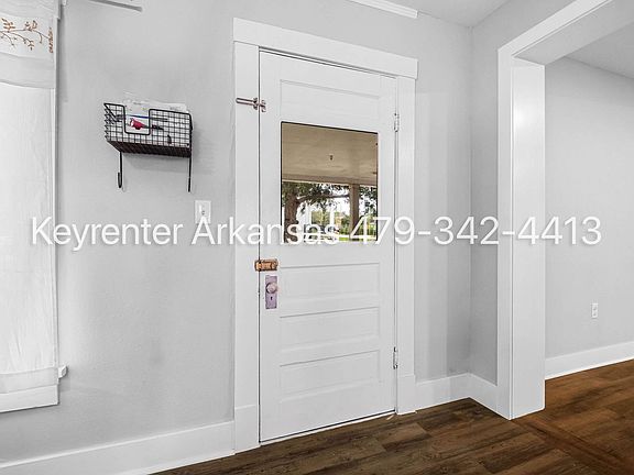 4th image of 255 W Lawson St #2