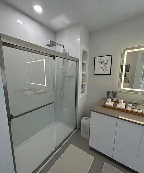 Residences at Sharon Gallery — Photo 49