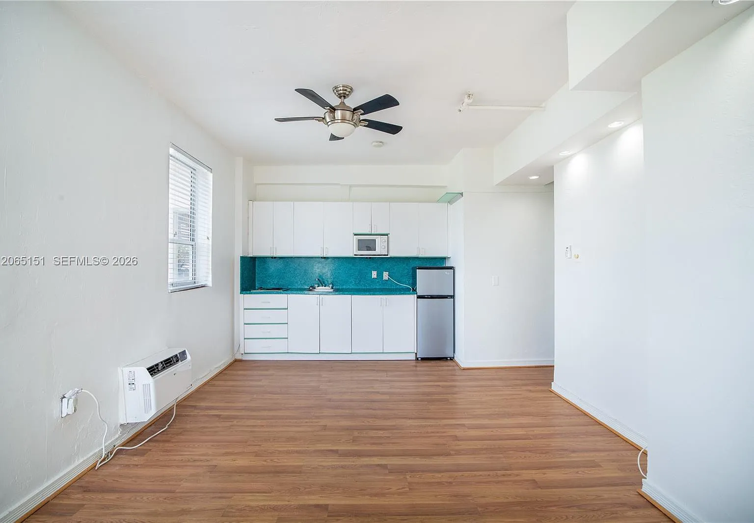 The Mantell Condo — Photo 4