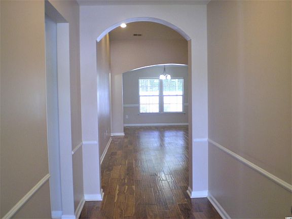 3rd image of 188 Devonbrook Pl