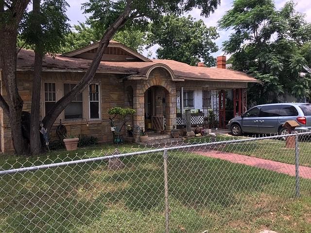 1st image of 403 Belmont