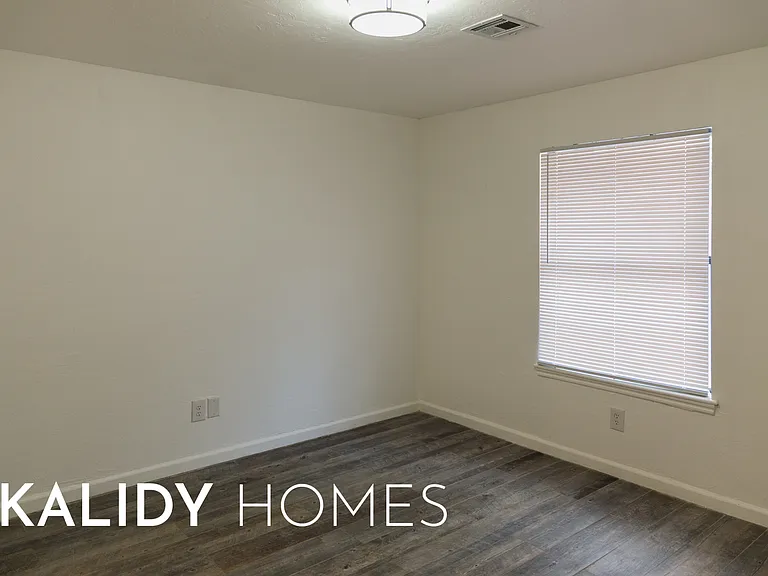 3804 Summer Cloud Dr — Photo 15