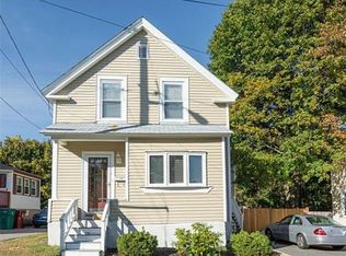 116 Epping St, Lowell, MA 01852