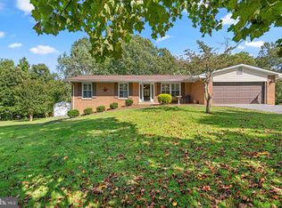 3211 Ben Oak Dr, Huntingtown, MD 20639