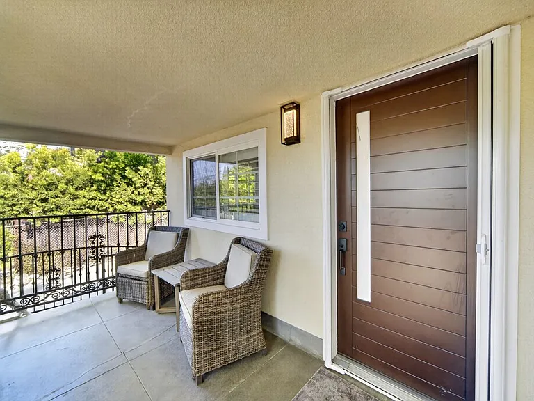 5929 Weaver Ln — Photo 10