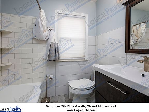 4_Bathroom