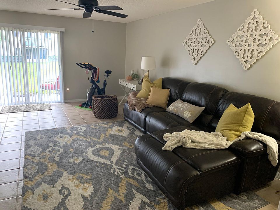 1st image of 2258 Coach House Blvd APT 4