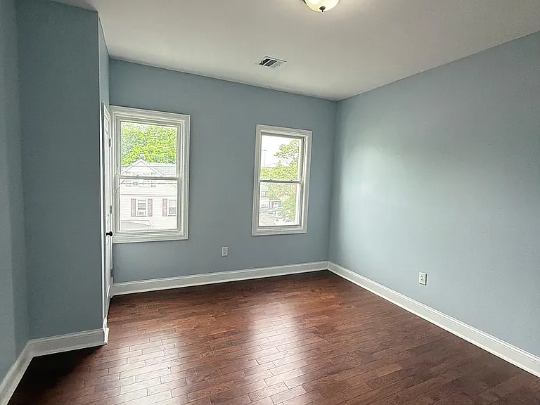 307 Broadway #6D — Photo 5