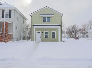 9 Queen St, Mount Clemens, MI