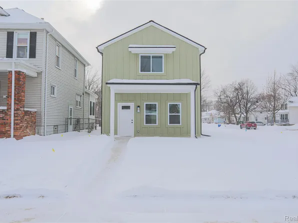 9 Queen St, Mount Clemens, MI 48043