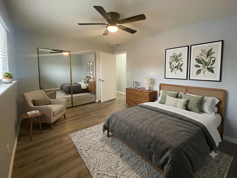 906 Dainty Avenue — Photo 13