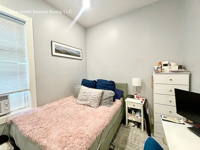 18 Atlantic St #1 — Photo 15
